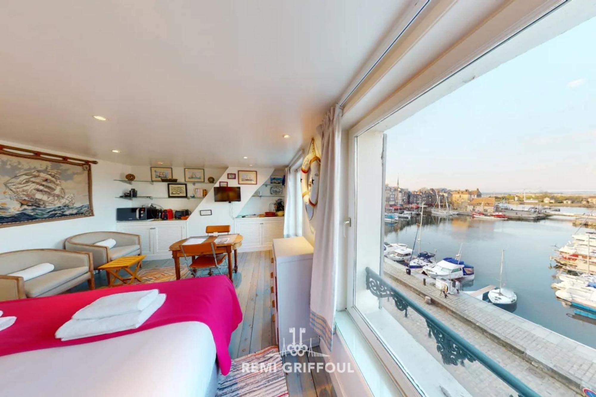 Racing The Wind Breathtaking Port View 2 Pers Apartment Honfleur Exterior foto